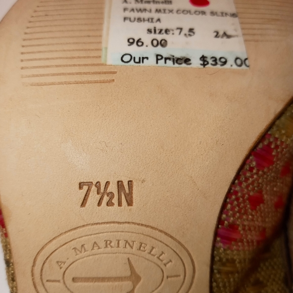 Shoes - Picture 2 of 10